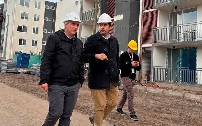 Alcalde de Rancagua da el visto bueno a Jardines del Valle